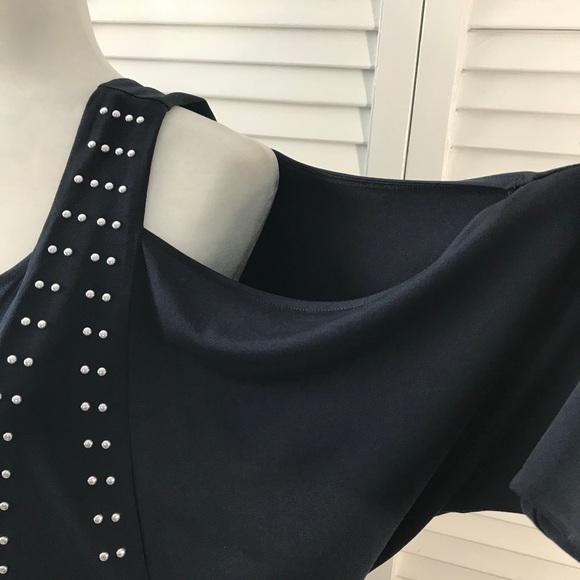 Michael Kors Navy Studded Cold Shoulder Top Size Medium - Picture 3 of 6